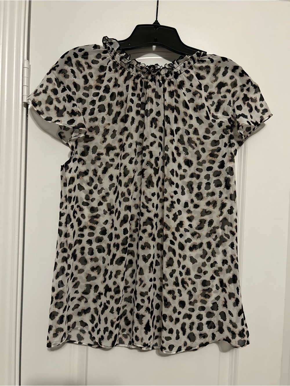 Express Leopard Print Short Sleeve Blouse - Black & Brown on Cream